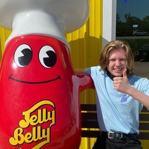 Meet your Posher, Leif